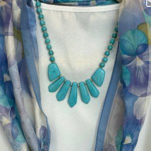 Turquoise Beaded Necklace and Earring Set  NWT